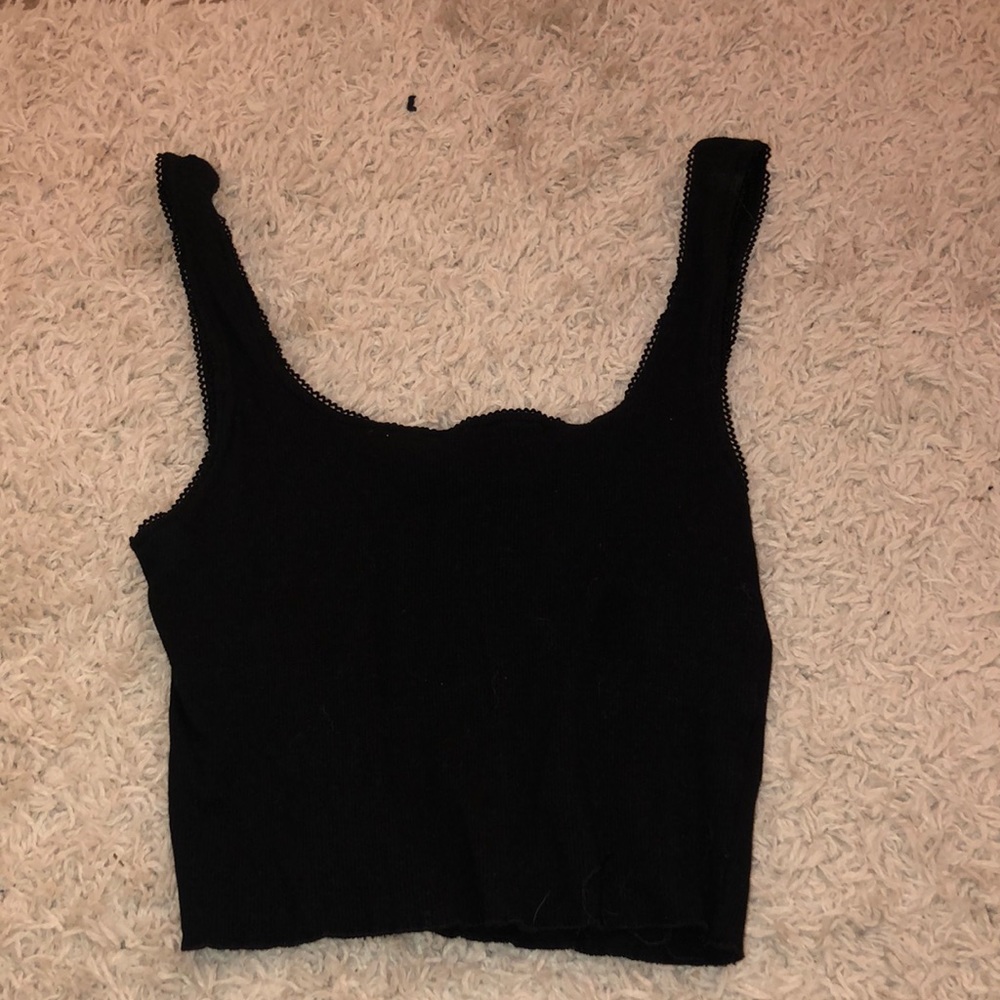 Black tank crop